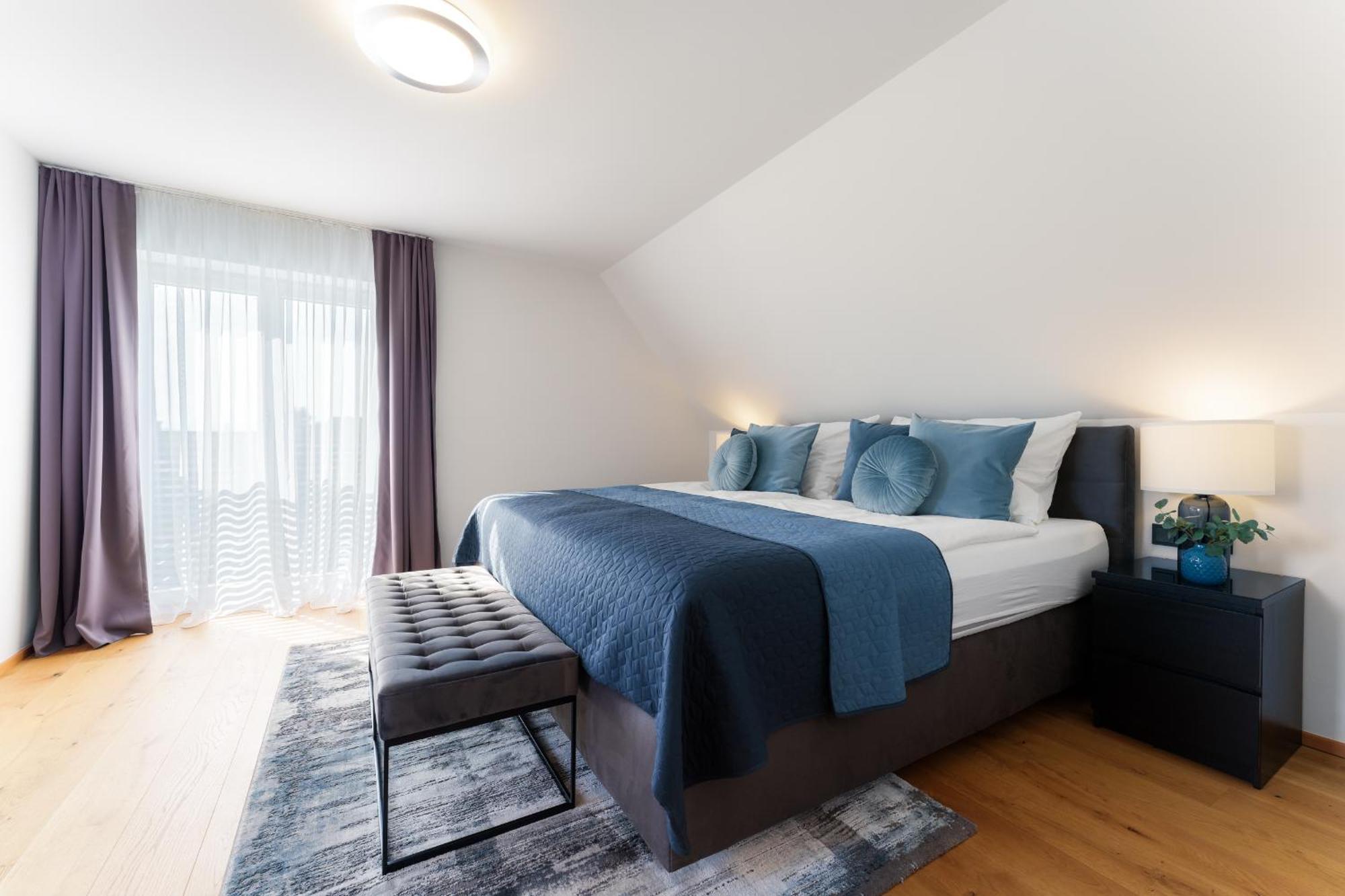 Platschberg Urban Hideaway - Stilvolles Ferienhaus Mit Pool An Der Weinstrasse 버그하우젠 객실 사진