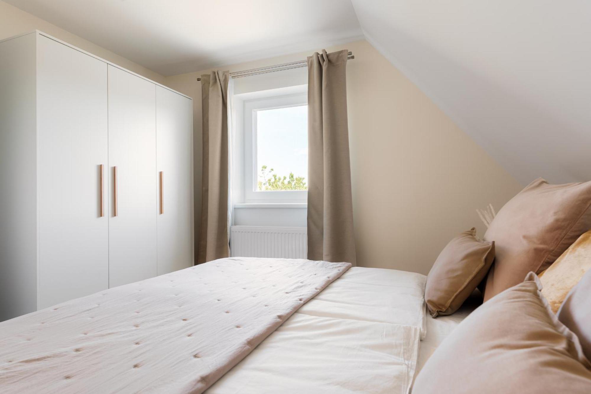 Platschberg Urban Hideaway - Stilvolles Ferienhaus Mit Pool An Der Weinstrasse 버그하우젠 객실 사진